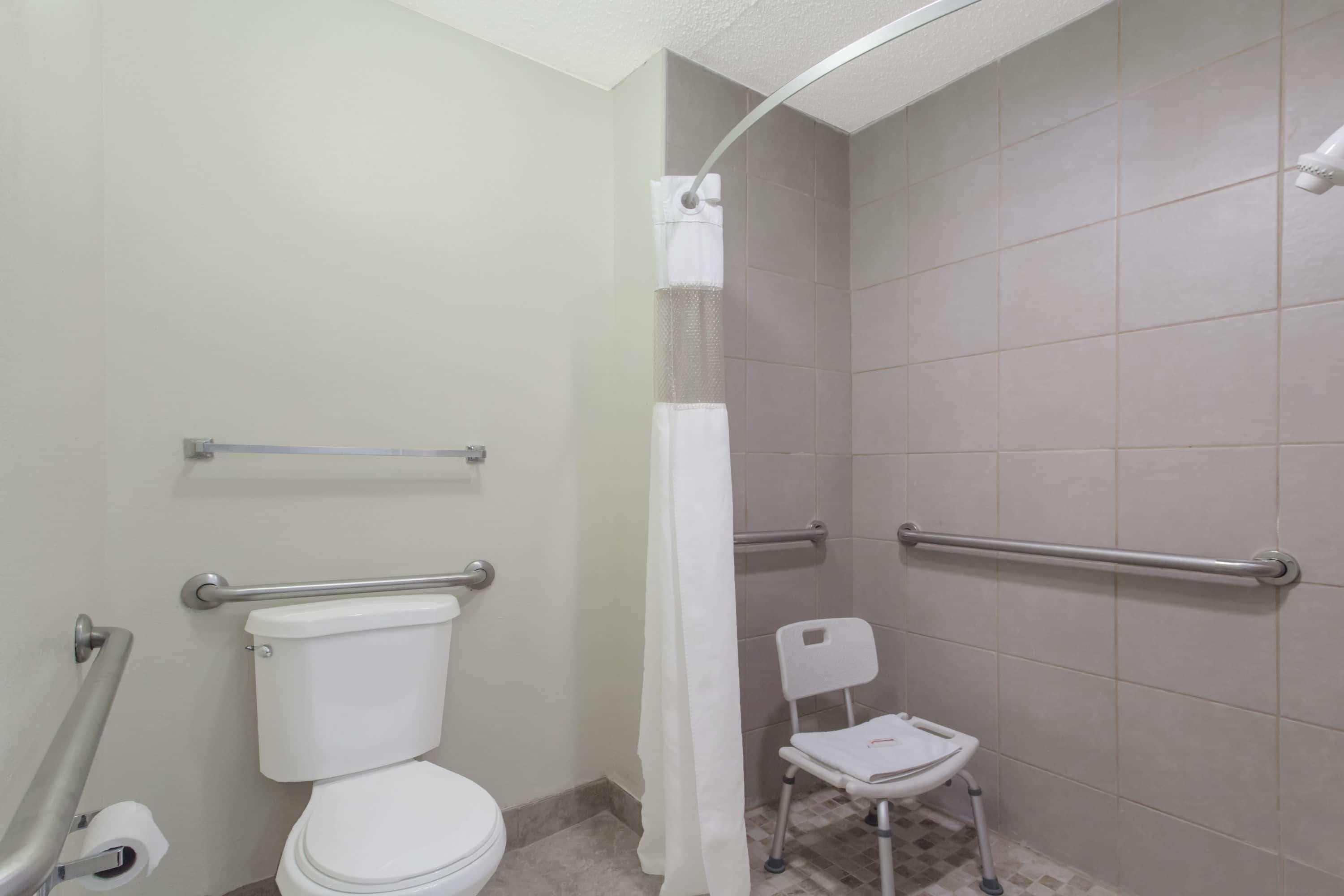 Travelodge By Wyndham Clarksville Ngoại thất bức ảnh
