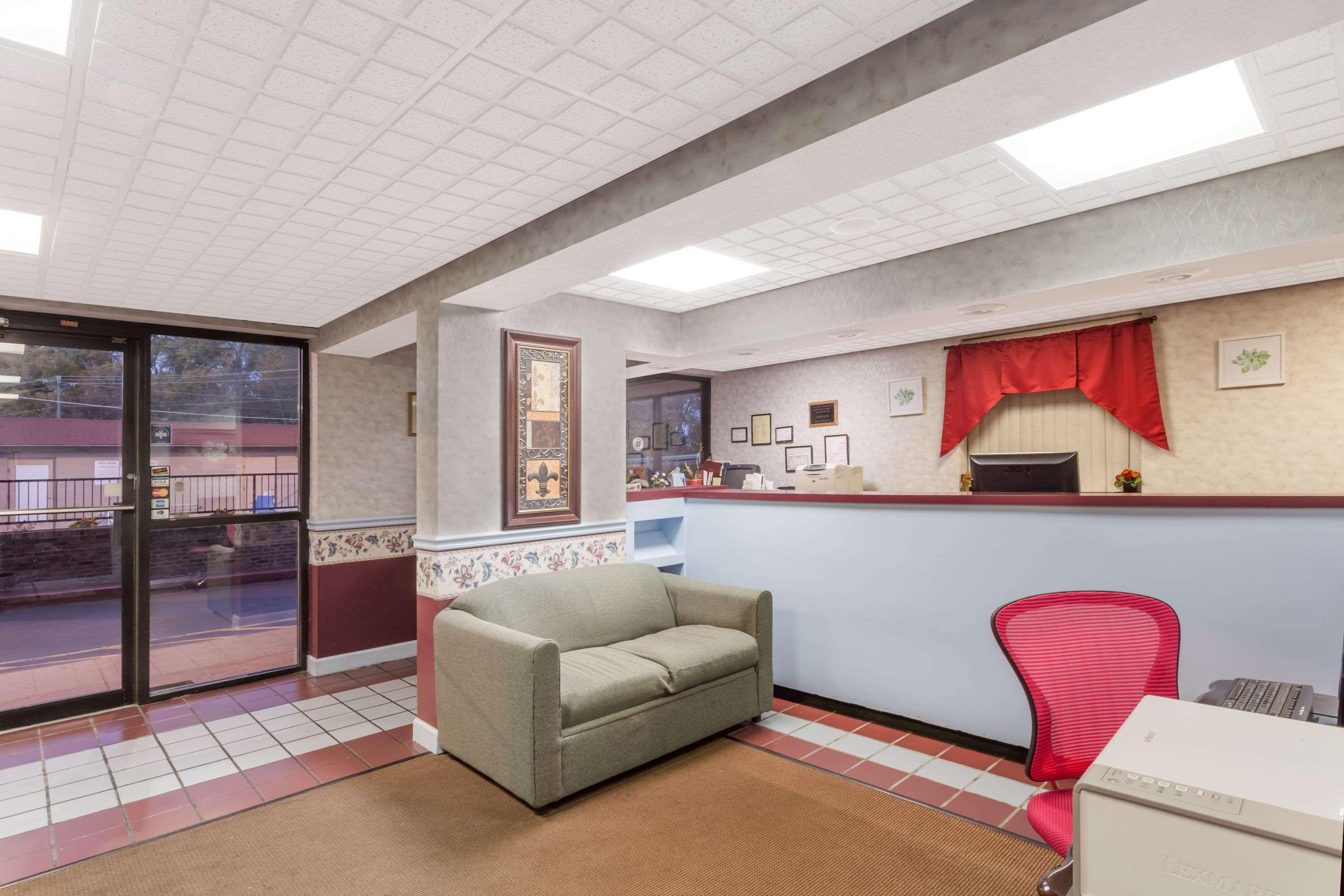 Travelodge By Wyndham Clarksville Ngoại thất bức ảnh